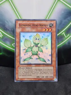 Yugioh Elemental Hero Knospe PP02-EN005 Super Rare LP - Image 1