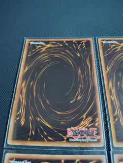 Yu-Gi-Oh Blue Eyes White Dragon Cards Lot DMG - MP - Image 2