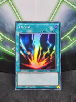 Yugioh Raigeki SDCH-EN021 Super Rare 1st Edition NM - Image 1