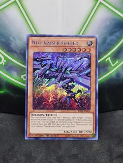 Yugioh Neo Kaiser Glider TN19-EN006 Prismatic Secret Rare NM - Image 1