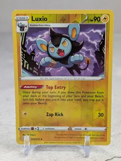 Luxio #032/072 Reverse Holo 2021 Pokemon Shining Fates LP - Image 1