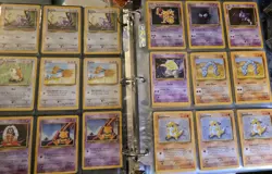 Huge Binder Lot 588 Pokemon Cards WOTC VTG Base Set, Fossil, Jungle, Team Rocket - Image 2