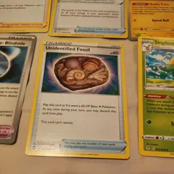 [LOT of 7] - Pokemon Card Common/Uncommon Holo Pokemon Card - Near Mint - Image 3