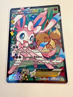 Sylveon EX RC32/RC32 Generations Radiant Collection Pokemon TCG Card - Image 1