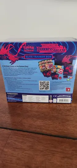 Pokemon TCG Sword And Shield Darkness Ablaze Elite Trainer Box ETB - Image 2