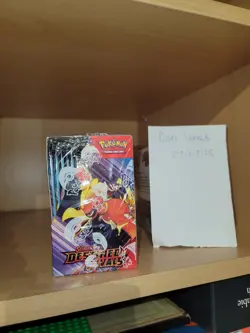 Pokemon TCG Destined Rivals Booster Box SEALED - slight tear - Image 4