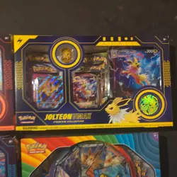 Pokemon Vmax Premium Collection Vaporeon Flareon Jolteon Set + Eevee Evolutions - Image 3