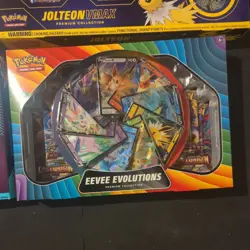 Pokemon Vmax Premium Collection Vaporeon Flareon Jolteon Set + Eevee Evolutions - Image 5