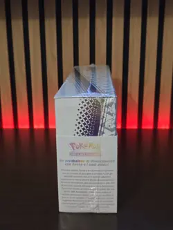 Pokemon Evoluzioni Prismatiche - SPC Collezione Super Premium ITA SEALED - Image 3