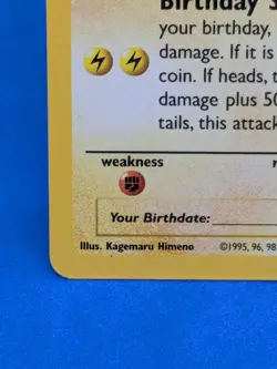 ______'s Pikachu 24/53 Celebrations: Classic Collection Holo Pokemon Card - Image 4