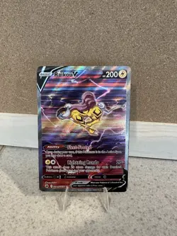 Pokemon TCG Crown Zenith Galarian Gallery Ultra Rare Raikou v GG41/GG70 - Image 1