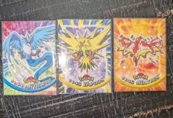 Articuno #144, Zapdos #145, Moltres #146 (NON-HOLO) - Series 3 Topps Card Lot - Image 1