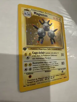 Pokemon 1st Edition French Magneton Holo 009/102 Base Set LP - Image 3