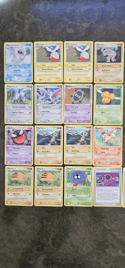 Pokemon TCG Stormfront 17 Card Lot - Image 1