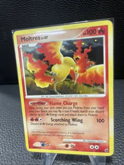 Moltres Holo Rare Pokemon Card TCG Majestic Dawn 2008 10/100 LP - Image 2