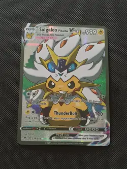 PIKACHU POKEMON SOLGALEO COSPLAY CARTE CARD NEW HOLO PRISM COLLECTION BRILLANTE - Image 4