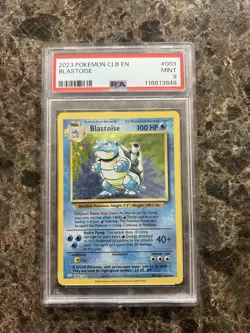 Blastoise 003/034 Trading Card Game Classic Holo - Image 1