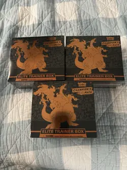 Pokemon TCG: Champion's Path Elite Trainer Box - Image 1