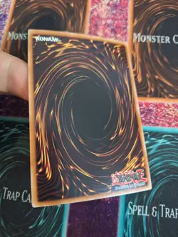 Yugioh Majesty of the White Dragons SDWD-EN027 Super Rare 1st Edition Near Mint - Image 4