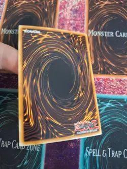 Yugioh Blackwing - Simoon the Poison Wind BLCR-EN062 Ultra Rare 1st Edition NM - Image 4