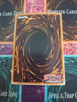 Yugioh Spirit with Eyes of Blue SDWD-EN033 Ultra Rare 1st Edition Near Mint - Image 3