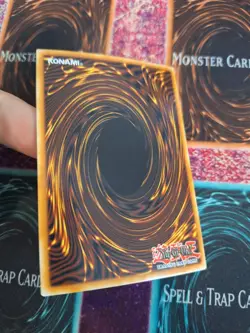 Yugioh Radiant Vouirescence MP22-EN018 Super Rare 1st Edition Near Mint - Image 4