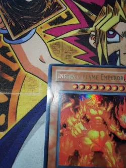 Infernal Flame Emperor sd3-en001 1st Edition (HP) Ultra Rare Yu-Gi-Oh! - Image 2