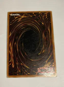 NM - Dark Magician SDY-006 Yugioh Yu Gi Oh! Holo Foil Ultra Rare - Image 2