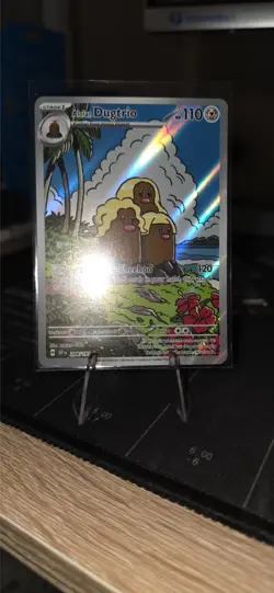 Pokemon TCG Alolan Dugtrio 208/191 Sv08: Surging Sparks illustration Rare NM - Image 1