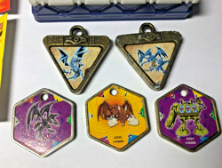 YuGiOh Lot - Medallion, McDonalds Case, 2 Stickers, Beaver Warriop Card, ext... - Image 3