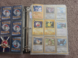 Vintage Binder of nearly 300 Pokemon cards, WOTC, Jungle, Fossil Etc ~$400 value - Image 3