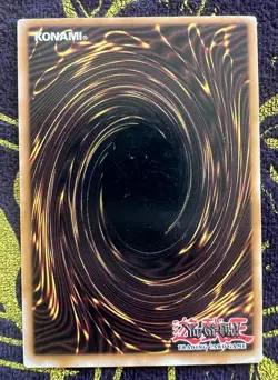 Yugioh Dark Magician BIY-S006 Spanish 1st Edition MP/HP Ultra Rare SDY Vintage - Image 2