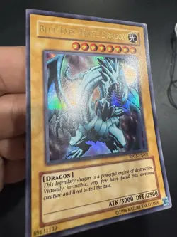 Blue-Eyes White Dragon RP01-EN001 ORIGINAL PRINTING Retro Pack Yugioh - Image 2