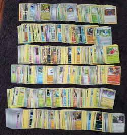 Pokemon TCG Bulk Card Lot 600+ Cards, Holos/Reverse/Commons - Image 1