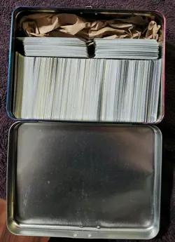 Pokemon TCG Bulk Card Lot 600+ Cards, Holos/Reverse/Commons - Image 3