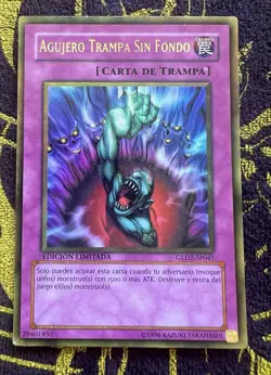 Yugioh Gold Series 2 Bottomless Trap Hole GLD2-EN045 Spanish MP SP045 Limited Ed - Image 1