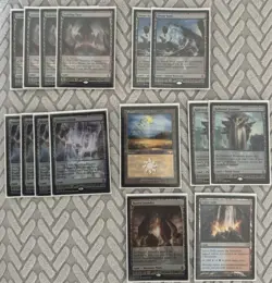 Magic: The Gathering Card Assortment MTG Cards - Image 3
