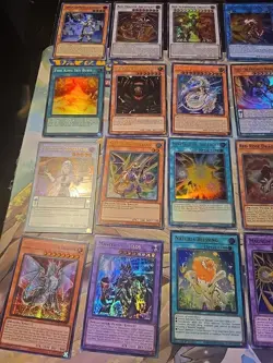 YUGIOH TCG | 32 Card Mixed Modern Yugioh HOLO Lot LP-NM - Image 2