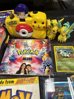 Lot of Pokemon Items; Cards, Guides, keychains, Handbooks, soundtrack, camera - Image 3