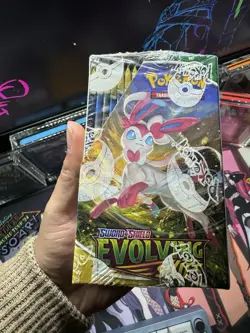 Pokemon TCG Evolving Skies Half Booster Box (18 Packs) New & Factory Sealed Rare - Image 3
