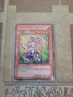 YUGIOH ELEMENTAL HERO VOLTIC PP02-EN014 SECRET UNLIMITED ED LP BLEED HOLO - Image 1