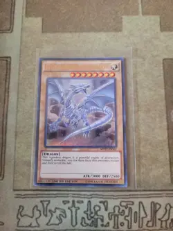 YUGIOH BLUE-EYES WHITE DRAGON MVP1-ENSE4 ULTRA LIMITED ED NM - Image 1