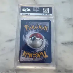 1999 Pokemon Fossil #30 Zapdos 1st Edition PSA 8 NM-MT - Image 2