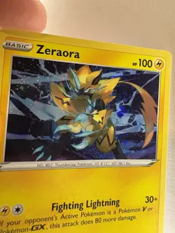 Zeraora 61/185 Cosmos Holo Rare Pokemon Card Vivid Voltage Pokemon TCG NM - Image 3