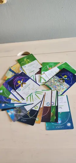 Pokemon Go Trading Card Game Nidoran Contains 25 Cards - Image 3