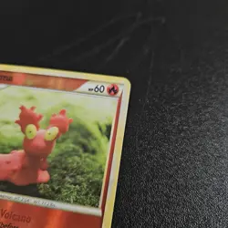 Pokemon 2010 Slugma Reverse Holo 67/90 Undaunted - Image 5