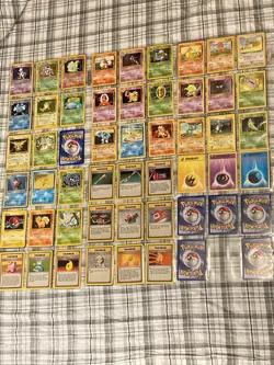 Pokemon Cards Near Complete Base Set 100/102 Nintendo WOTC 1999 Vintage - Image 4