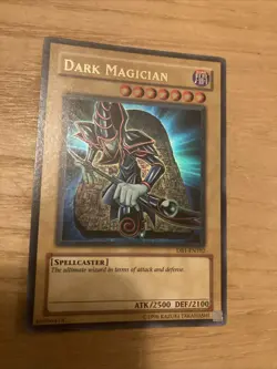 Yu-Gi-Oh! Dark Magician DB1-EN102 Ultra Rare Unlimited Near Mint - Image 1