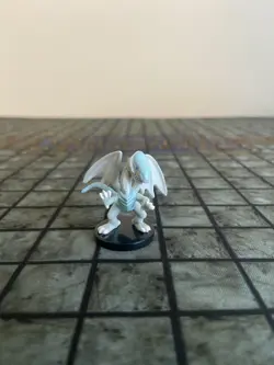 Yugioh Dungeon Dice Monsters DDM Blue Eyes White Dragon - Image 1