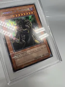 Yugioh Invader Of Darkness IOC-111 PSA 5 Secret - HOLO BLEED FOIL ERROR - Image 3